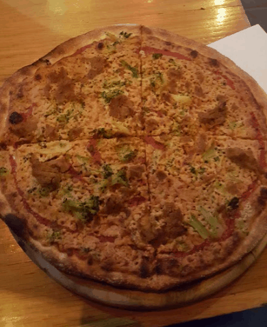 the Green Cat Vegan Pizza - Tel Aviv