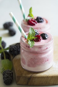 kefir berry smoothie