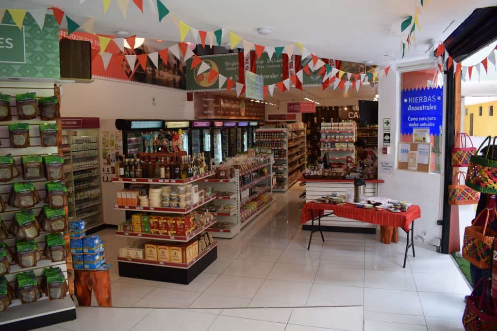 Thika Thani Wholefood Shop in Miraflores